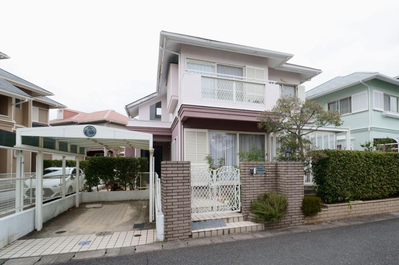 Вилла Atagohama Seaside House Фукуока Экстерьер фото