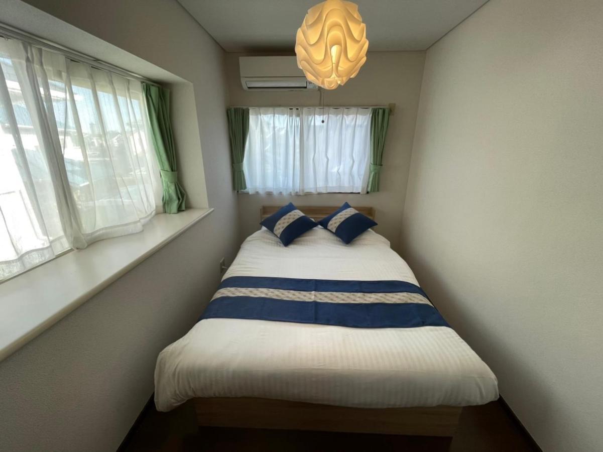 Вилла Atagohama Seaside House Фукуока Экстерьер фото